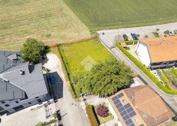Building land Via Ugo Foscolo, Chieri - photo 1