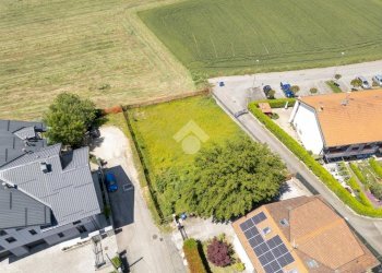 Building land Via Ugo Foscolo, Chieri - photo 3