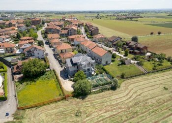 Building land Via Ugo Foscolo, Chieri - photo 6