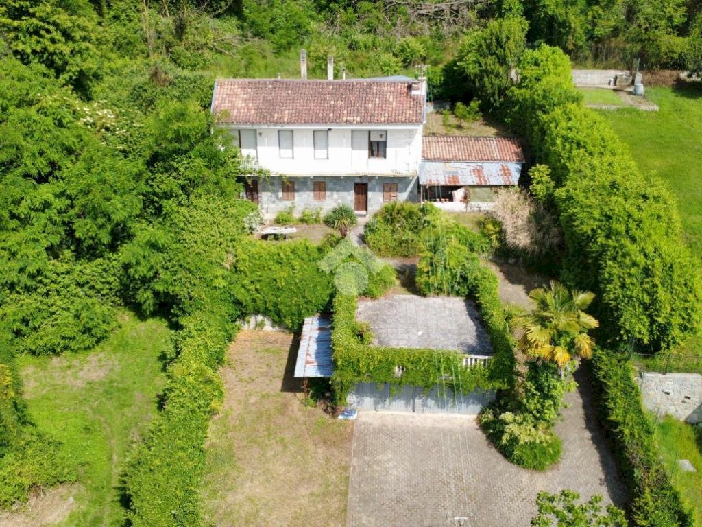 Casa indipendente Via Lugnacco, Parella - foto 1