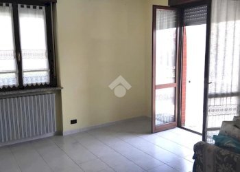 Two-room apartment Via Giuseppe Giacosa, Piossasco - photo 8