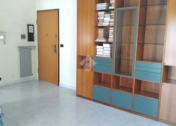 Two-room apartment Via Giuseppe Giacosa, Piossasco - photo 13