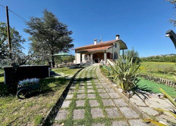 Villa Via Colbianco, Verucchio - foto 1