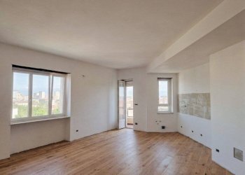 Three-room apartment Corso Giulio Cesare, 58, Torino (neighborhood Aurora) - photo 7