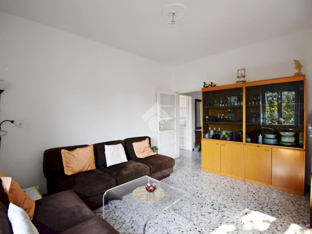Four-room apartment Via San Pietro Martire, Ivrea - photo 3