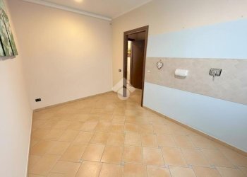 Two-room apartment Via Vincenzo Gioberti, Pinerolo - photo 5