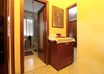 Three-room apartment Via Braida, Sassuolo - photo 11