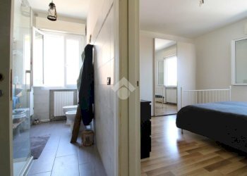 Three-room apartment Viale S. Martino, Sassuolo - photo 3