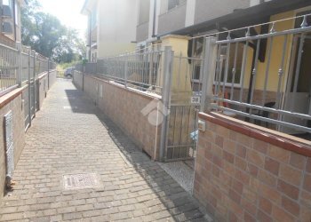 Three-room apartment Via Carini, Comacchio - photo 1