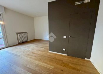 Trilocale Via Antonello da Messina, Parma (zona Montanara) - foto 4