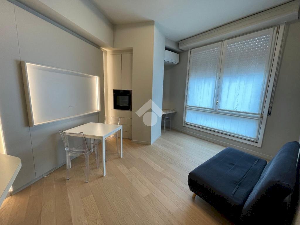 Bilocale Via Della Chiusa, Milano - foto 1