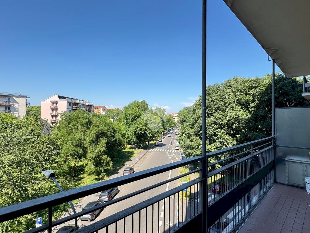 Two-room apartment Viale Caterina Da Forli', Milano (neighborhood Bande Nere) - photo 1