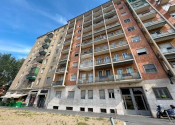 Appartamento Viale Famagosta, Milano (zona Famagosta) - foto 2