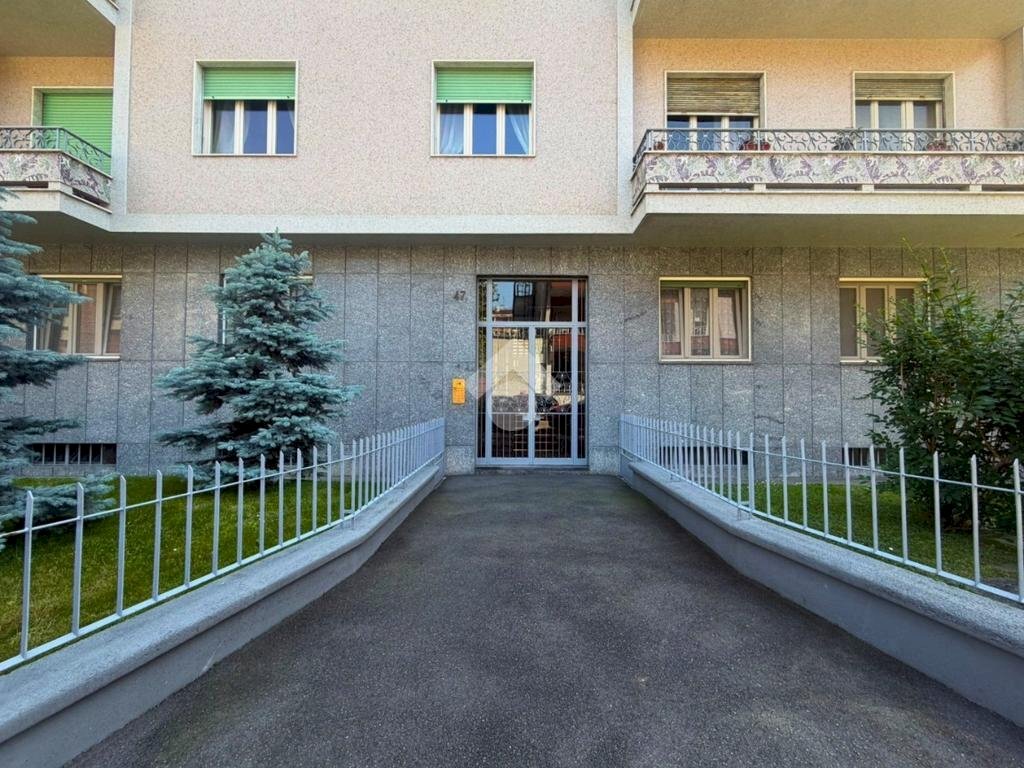 Three-room apartment Via Piffetti, Torino (neighborhood San Donato) - photo 2