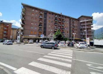 Four-room apartment Strada Montagnayes, Aosta - photo 2