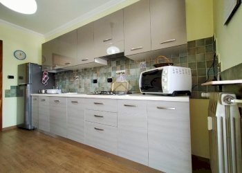 Four-room apartment Strada Montagnayes, Aosta - photo 4