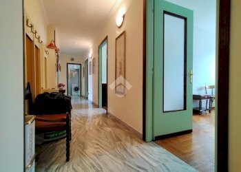 Four-room apartment Strada Montagnayes, Aosta - photo 26