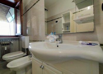 Four-room apartment Strada Montagnayes, Aosta - photo 31