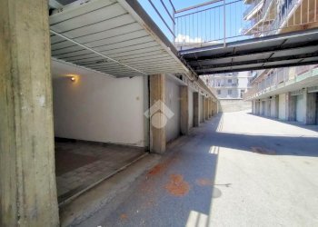 Four-room apartment Strada Montagnayes, Aosta - photo 43