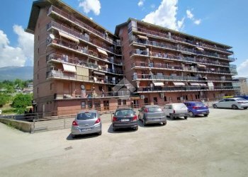 Four-room apartment Strada Montagnayes, Aosta - photo 46