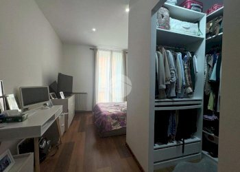 Four-room apartment Via assisi, Torino (neighborhood Madonna Campagna) - photo 11