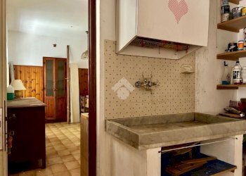 Apartment Salita Degli Angeli, Genova (neighborhood Dinegro) - photo 8
