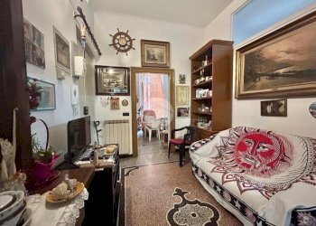 Three-room apartment Via Mignone, Savona (neighborhood Mignone) - photo 2