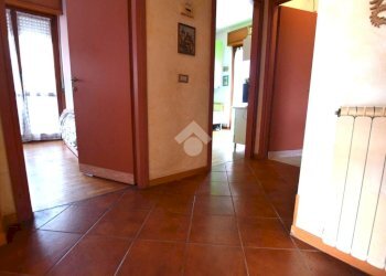 Four-room apartment Cassina De' Pecchi, Cassina de' Pecchi - photo 11