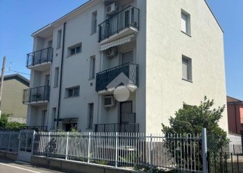 Bilocale Via Silvio Pellico, Vanzago - foto 1