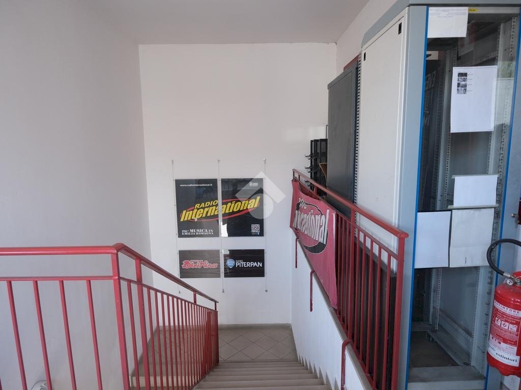 Ufficio Viale Pietro Togliatti, Bologna (zona Borgo Panigale) - foto 3