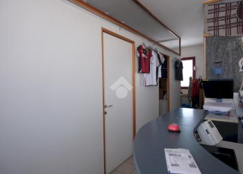 Office Viale Pietro Togliatti, Bologna (neighborhood Borgo Panigale) - photo 10