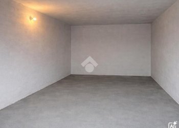 Four-room apartment Via Renata di Francia, Ferrara - photo 32