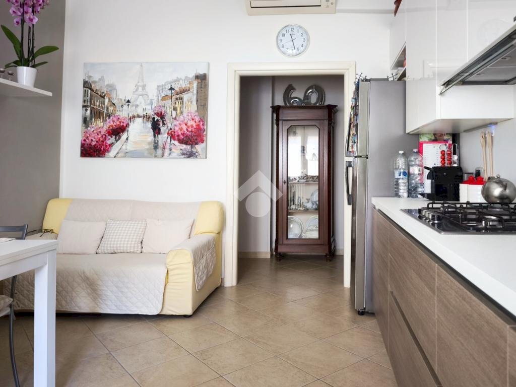 Two-room apartment Via eritrea, Cormano - photo 3