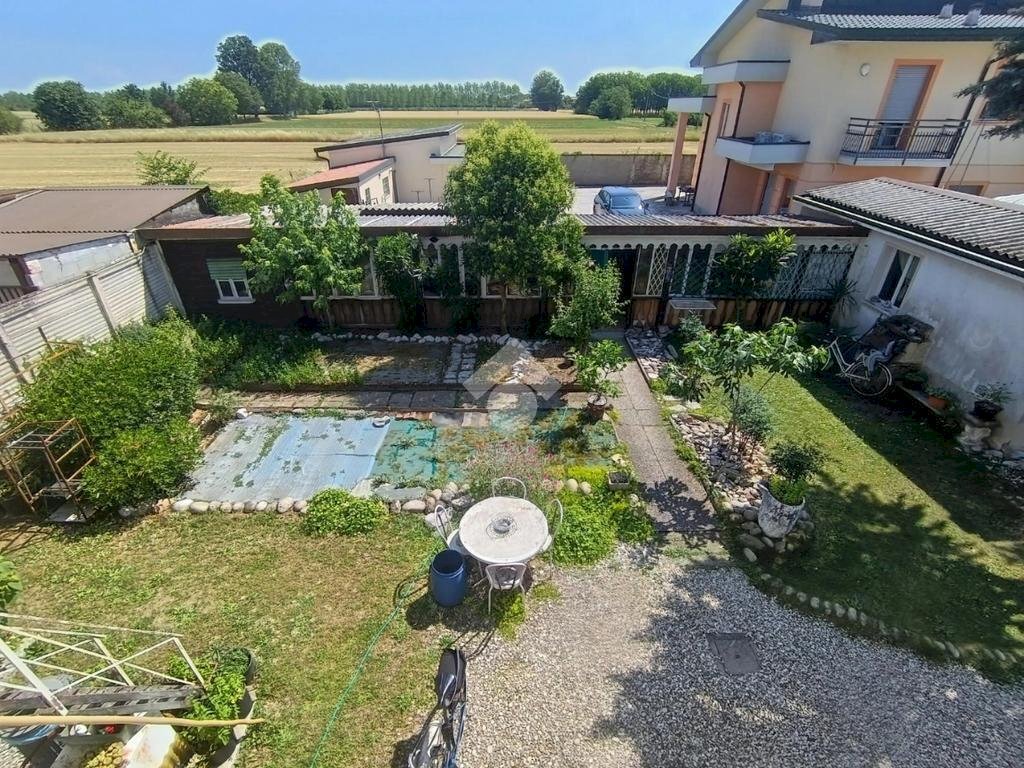 Villa Via Isonzo, Robecco sul Naviglio - photo 2