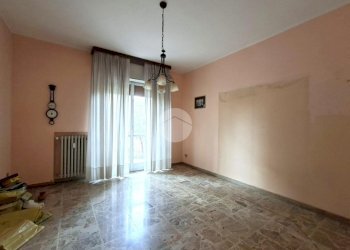Four-room apartment Via Isonzo, Sedriano - photo 1