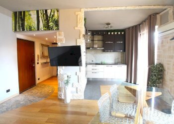 Two-room apartment Via S. Girolamo emiliani, Magenta - photo 3