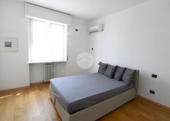 Two-room apartment Via S. Girolamo emiliani, Magenta - photo 12