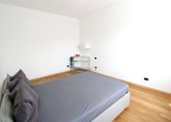 Two-room apartment Via S. Girolamo emiliani, Magenta - photo 14
