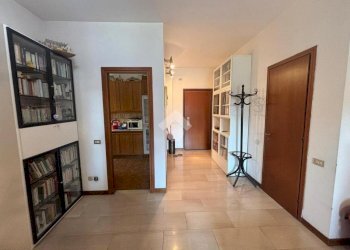 Three-room apartment Via Sartirana, Rho - photo 2