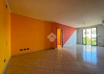 Three-room apartment Via saragat, Crescentino - photo 9