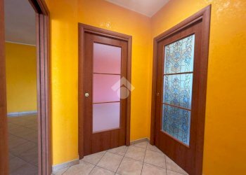 Three-room apartment Via saragat, Crescentino - photo 15
