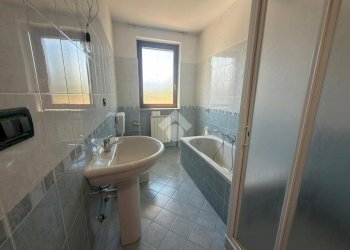 Three-room apartment Via saragat, Crescentino - photo 17