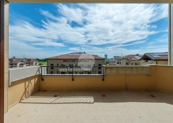 Four-room apartment Via Bazzana Inferiore, Assago - photo 6