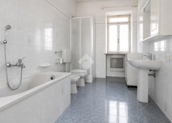 Semi-detached house Via Lago, Alice Castello - photo 16