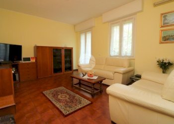 Three-room apartment Via Achille Ratti, Rho - photo 1