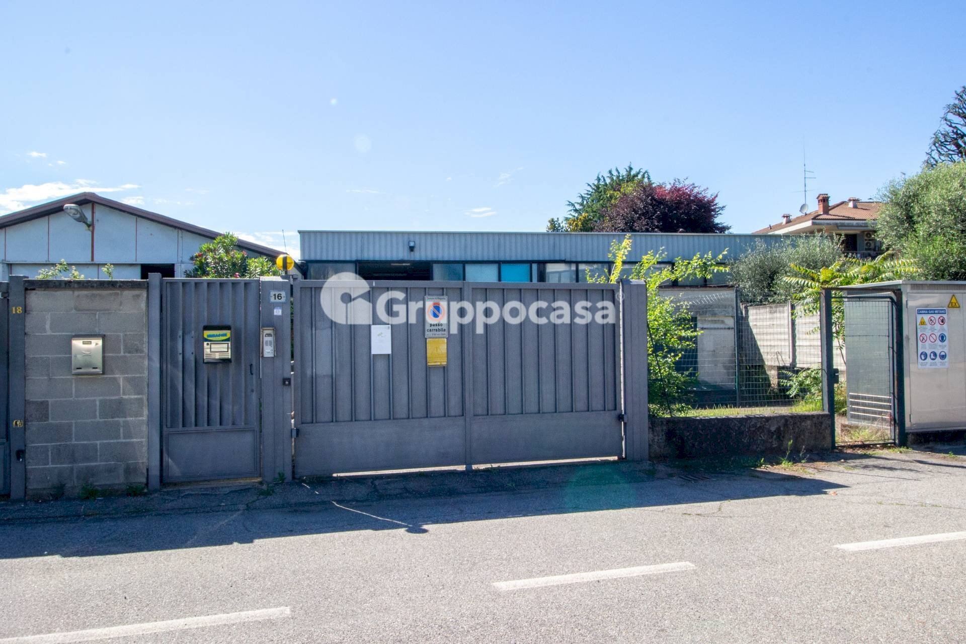 Foto 1 - Shed Via Alessandrini
 
16, Magenta - photo 1