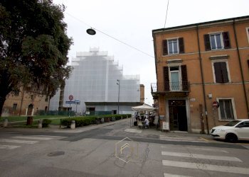 Foto 1 - Negozio Via Savonarola, Ferrara - foto 1