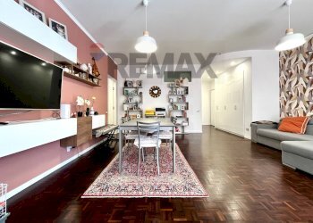 Sala da pranzo - Four-room apartment Via Sanvito Silvestro
 
66, Varese - photo 11