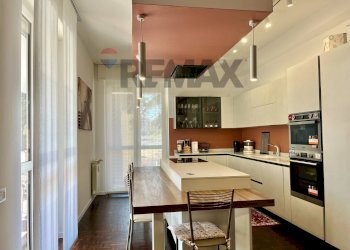 Cucina - Four-room apartment Via Sanvito Silvestro
 
66, Varese - photo 13