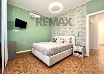 Camera / camera da letto - Four-room apartment Via Sanvito Silvestro
 
66, Varese - photo 28